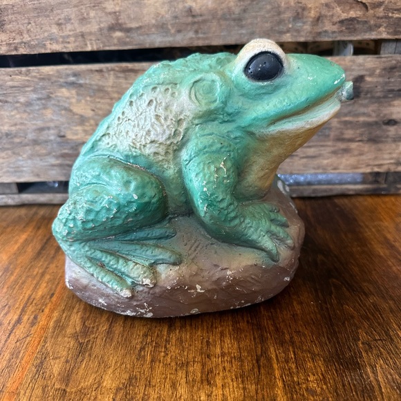 Antique 1920’s Cast Concrete Frog Fountain Water Spitter 9” x 7” x 6.5” Works! - Picture 9 of 11